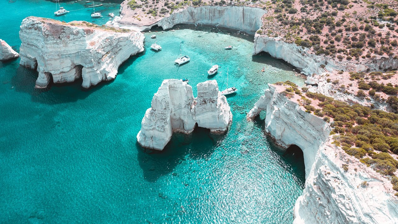 Καταδύσεις στη Μήλο