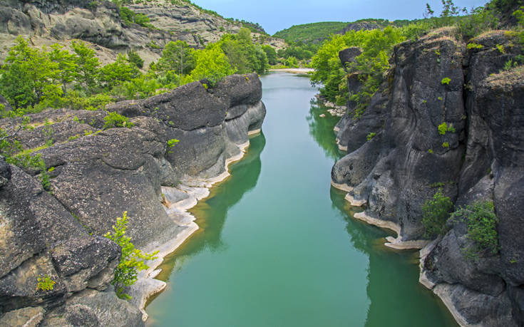 Καγιάκ στον Πηνειό (Μετέωρα)