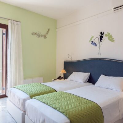 Byron Hotel
