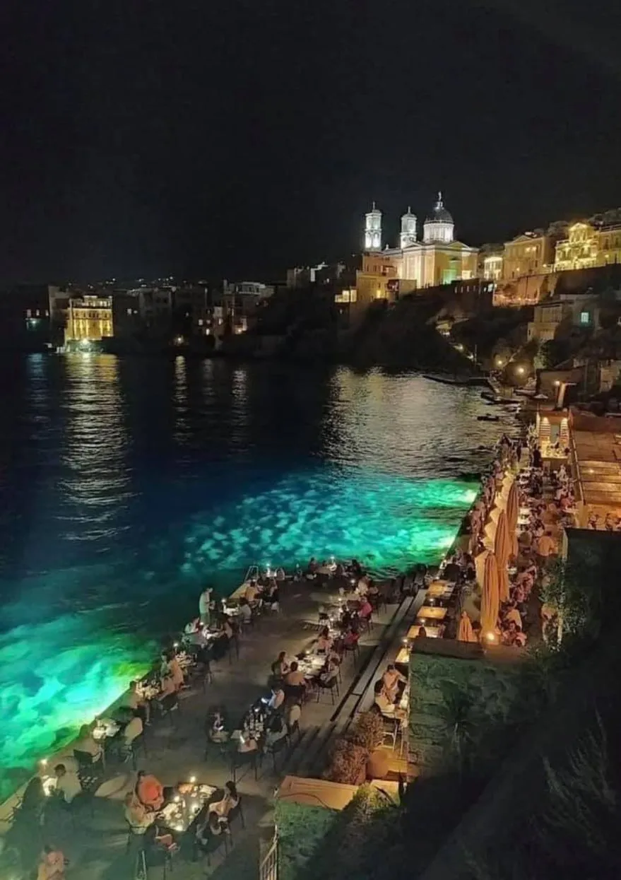 Νυχτερινή Διασκέδαση
