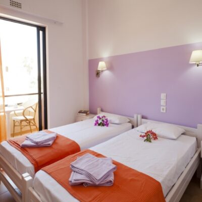 Nikolas Suites