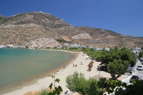 Παραλία Κάμαρες