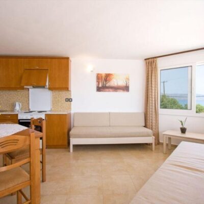 Mythos Beach Hotel Apartments